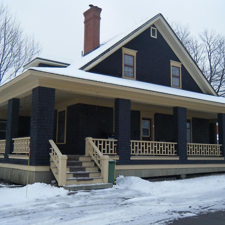 Dans Les Draps De Morphee Bed & Breakfast Campbellton Luaran gambar