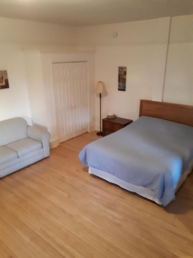 Dans Les Draps De Morphee Bed & Breakfast Campbellton Luaran gambar