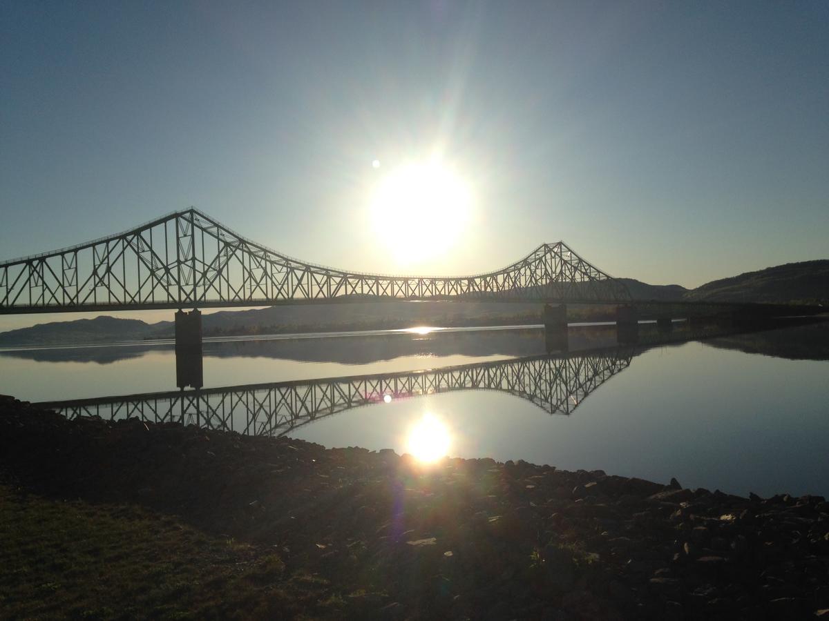 Dans Les Draps De Morphee Bed & Breakfast Campbellton Luaran gambar