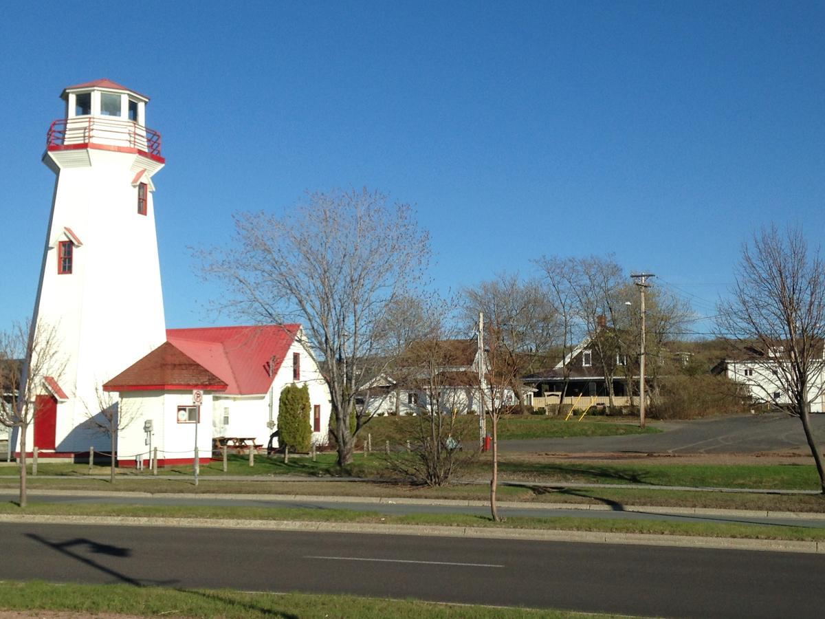 Dans Les Draps De Morphee Bed & Breakfast Campbellton Luaran gambar